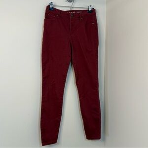 R Jeans “The Sculpting” Burgundy Skinny Jeans – Size 29 – Flattering Stretch Fit